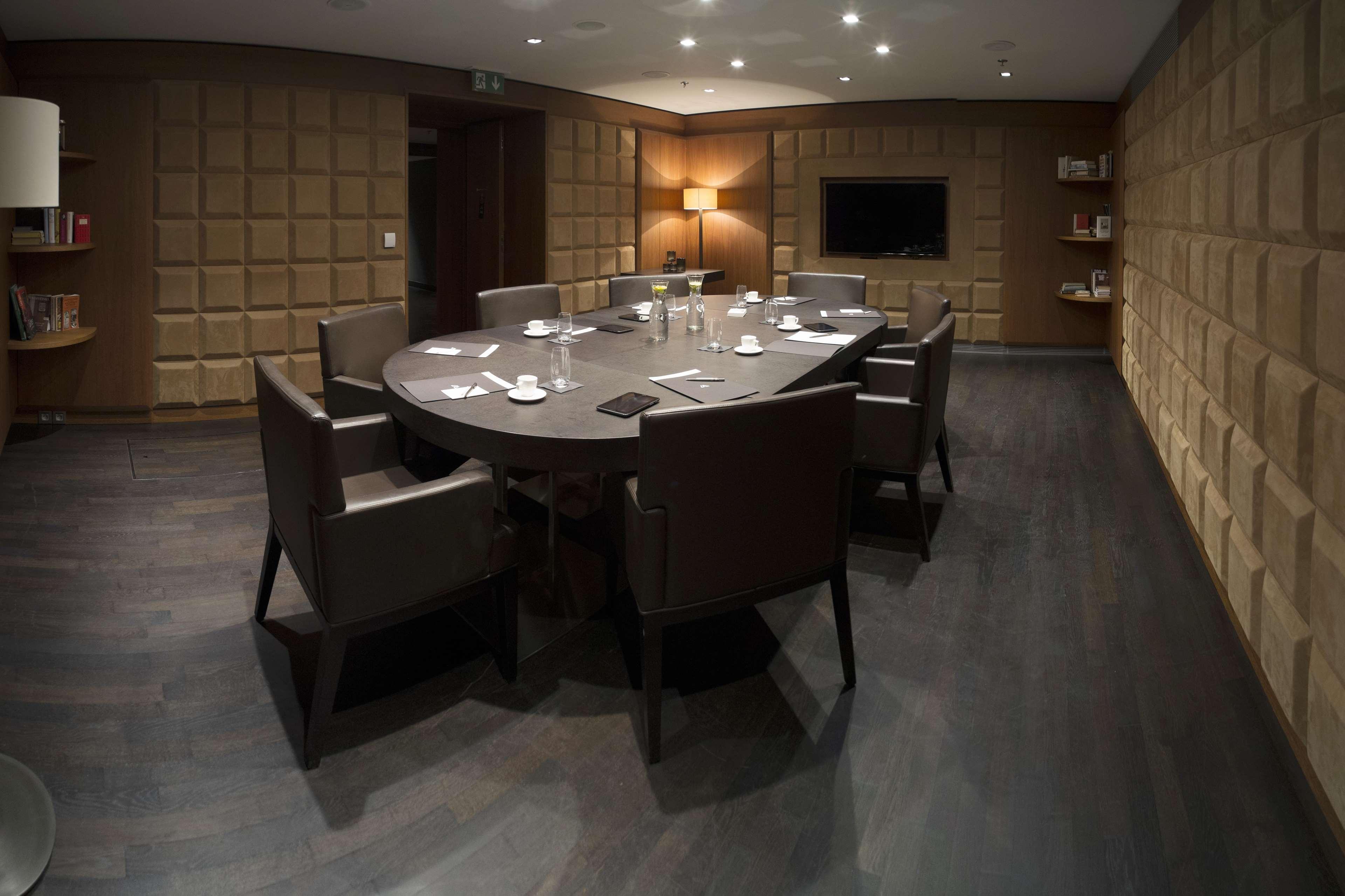 The Emblem Prague Hotel - Preferred Hotels & Resorts Bagian luar foto