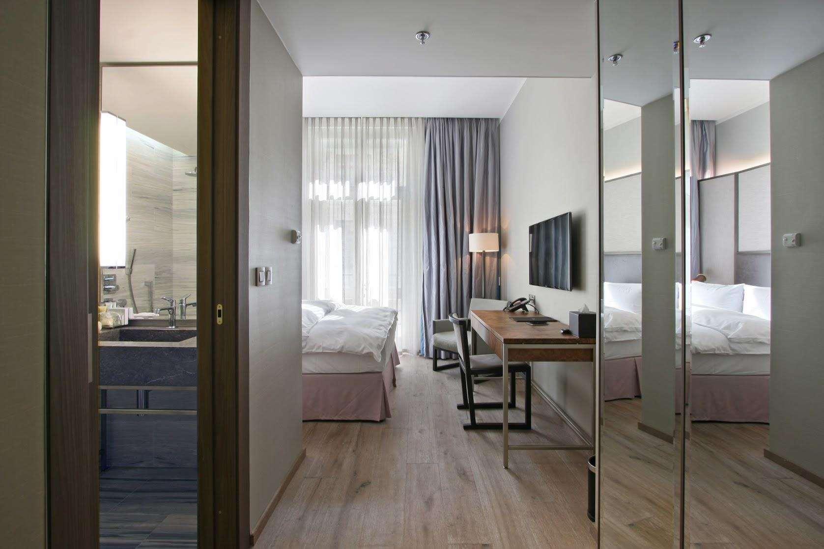 The Emblem Prague Hotel - Preferred Hotels & Resorts Bagian luar foto