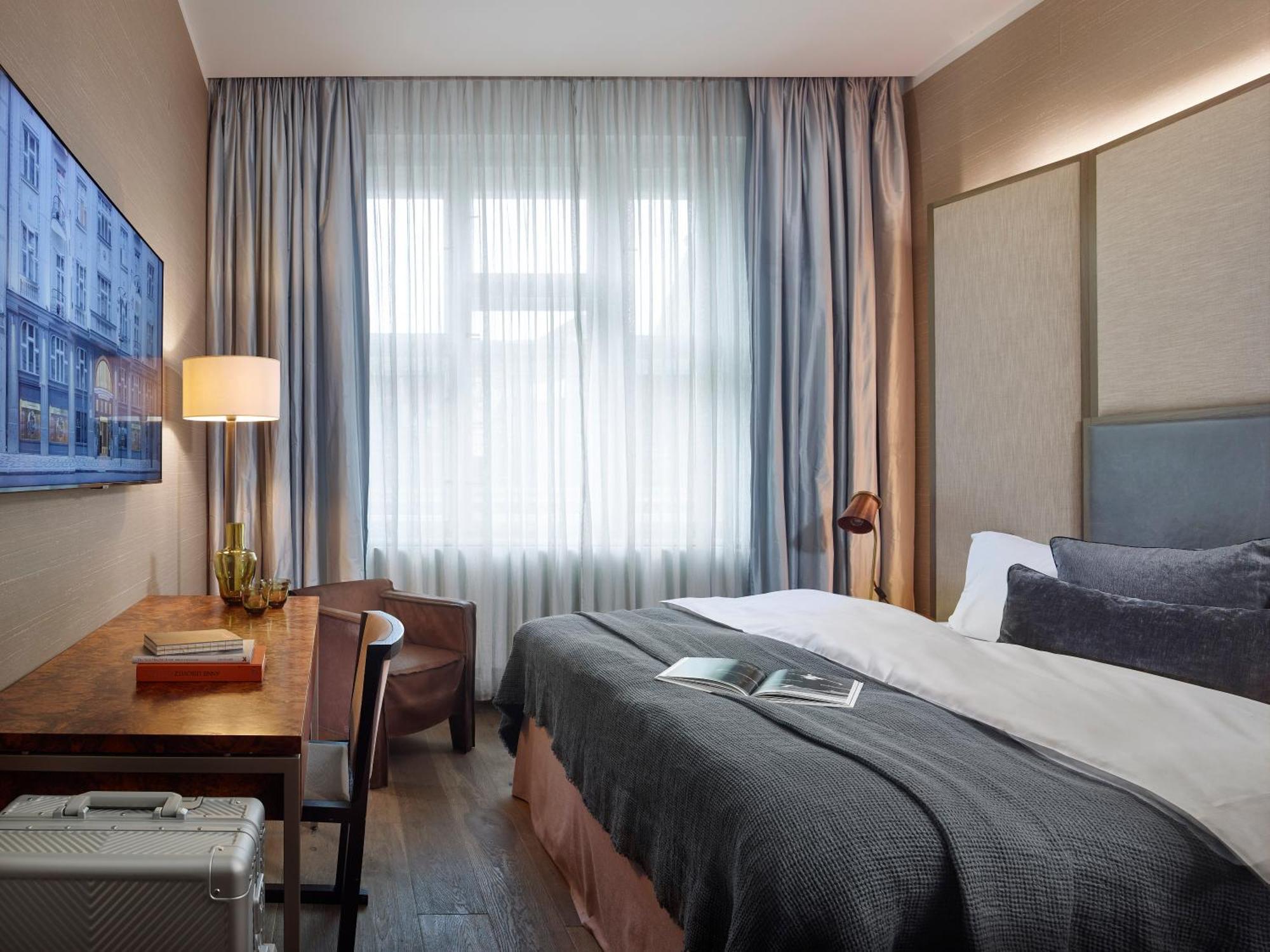 The Emblem Prague Hotel - Preferred Hotels & Resorts Bagian luar foto
