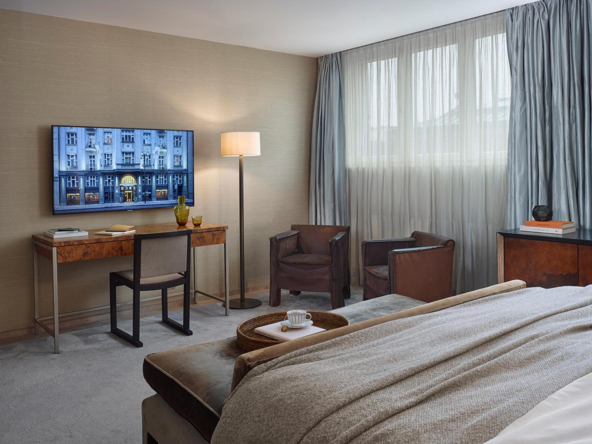 The Emblem Prague Hotel - Preferred Hotels & Resorts Bagian luar foto