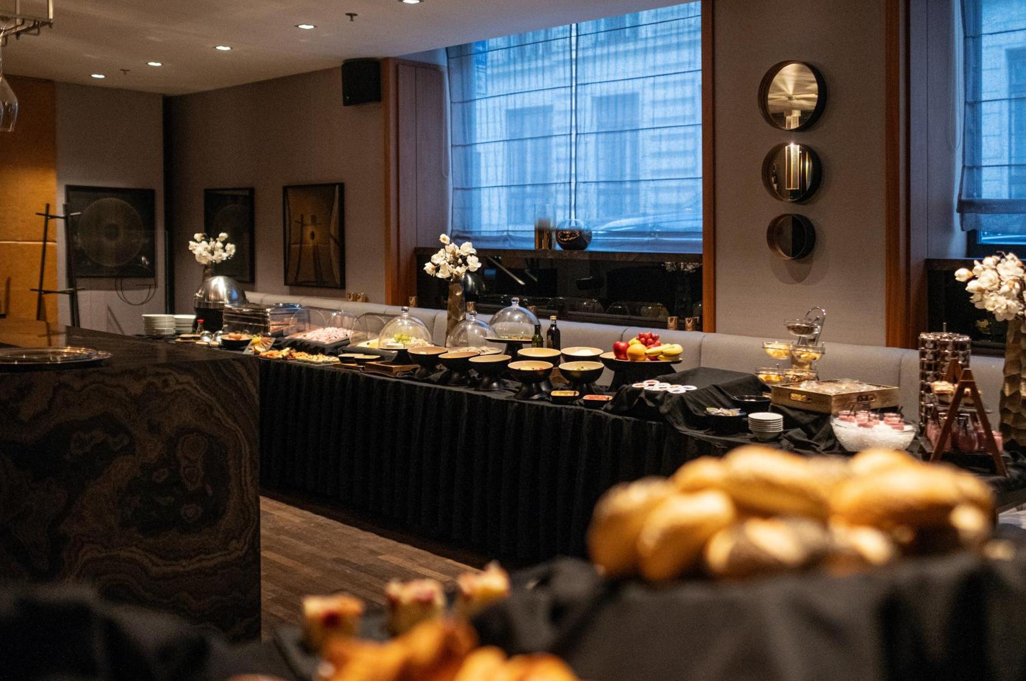 The Emblem Prague Hotel - Preferred Hotels & Resorts Bagian luar foto