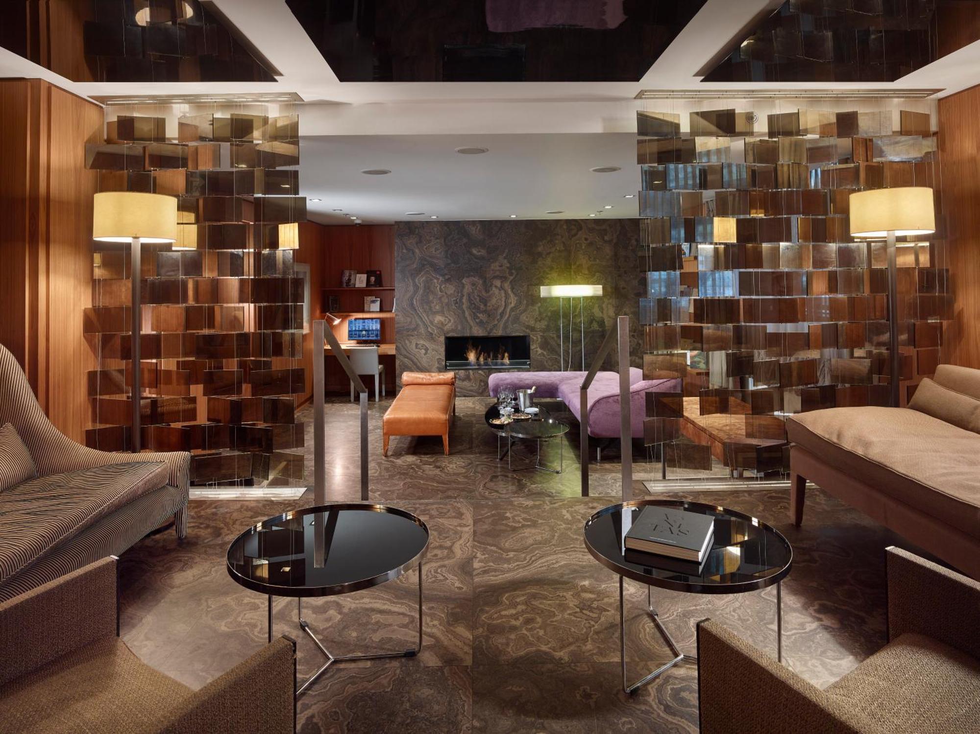 The Emblem Prague Hotel - Preferred Hotels & Resorts Bagian luar foto